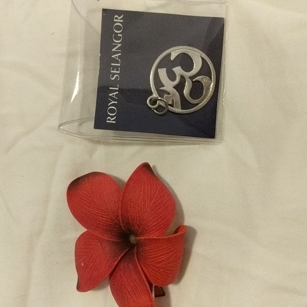 Royal Selangor Pewter Ohm Pendant